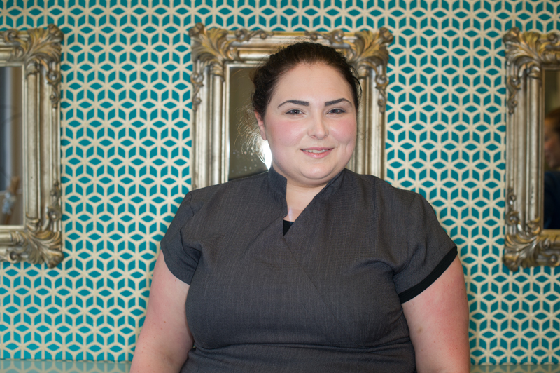 Professional Profile Photograph of beauty therapist